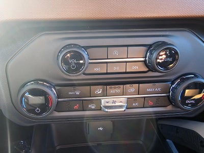 2024 Ford Bronco Outer Banks 4 Door 4x4