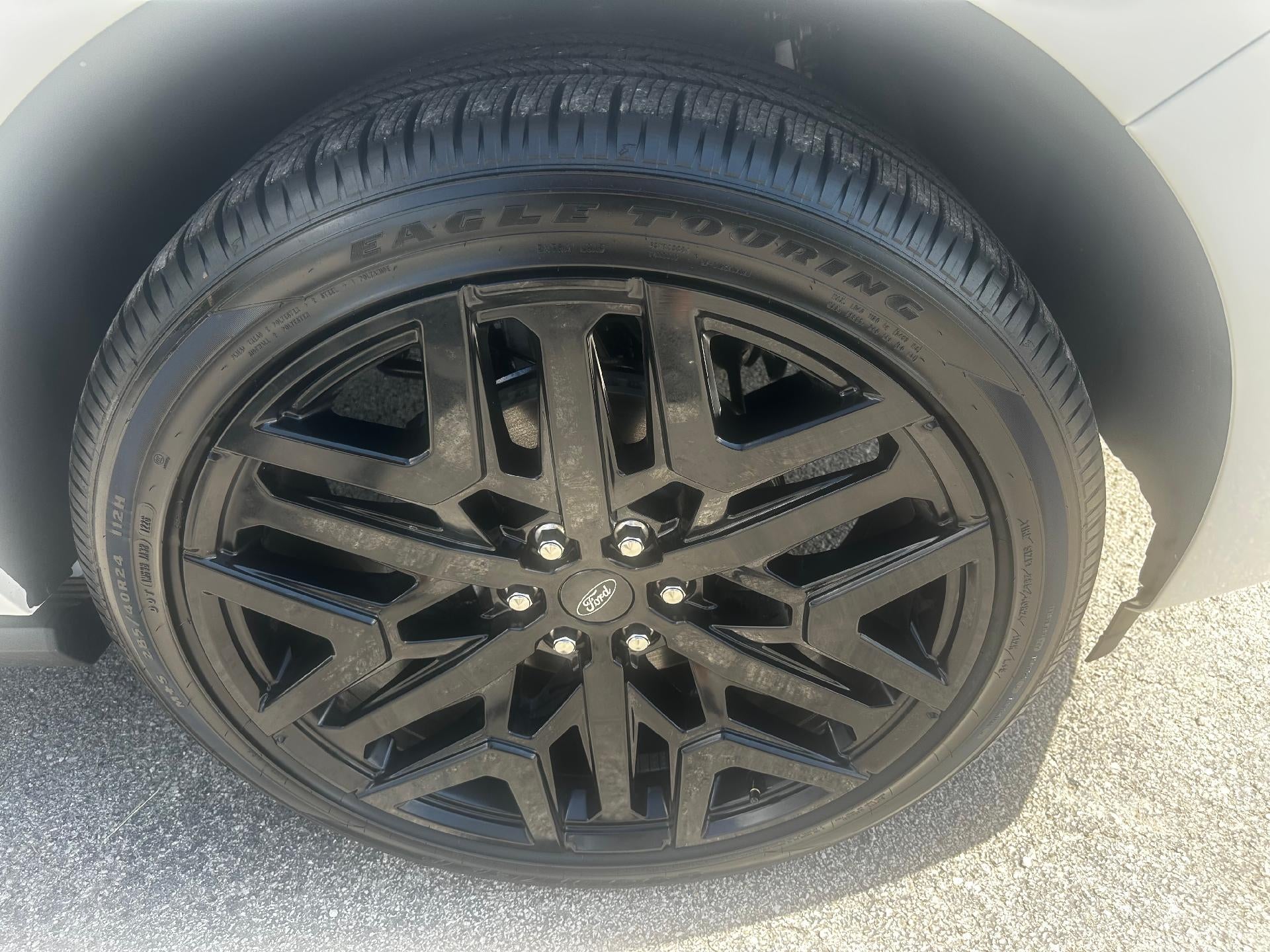 2027 Ford Expedition Max Platinum 4x4