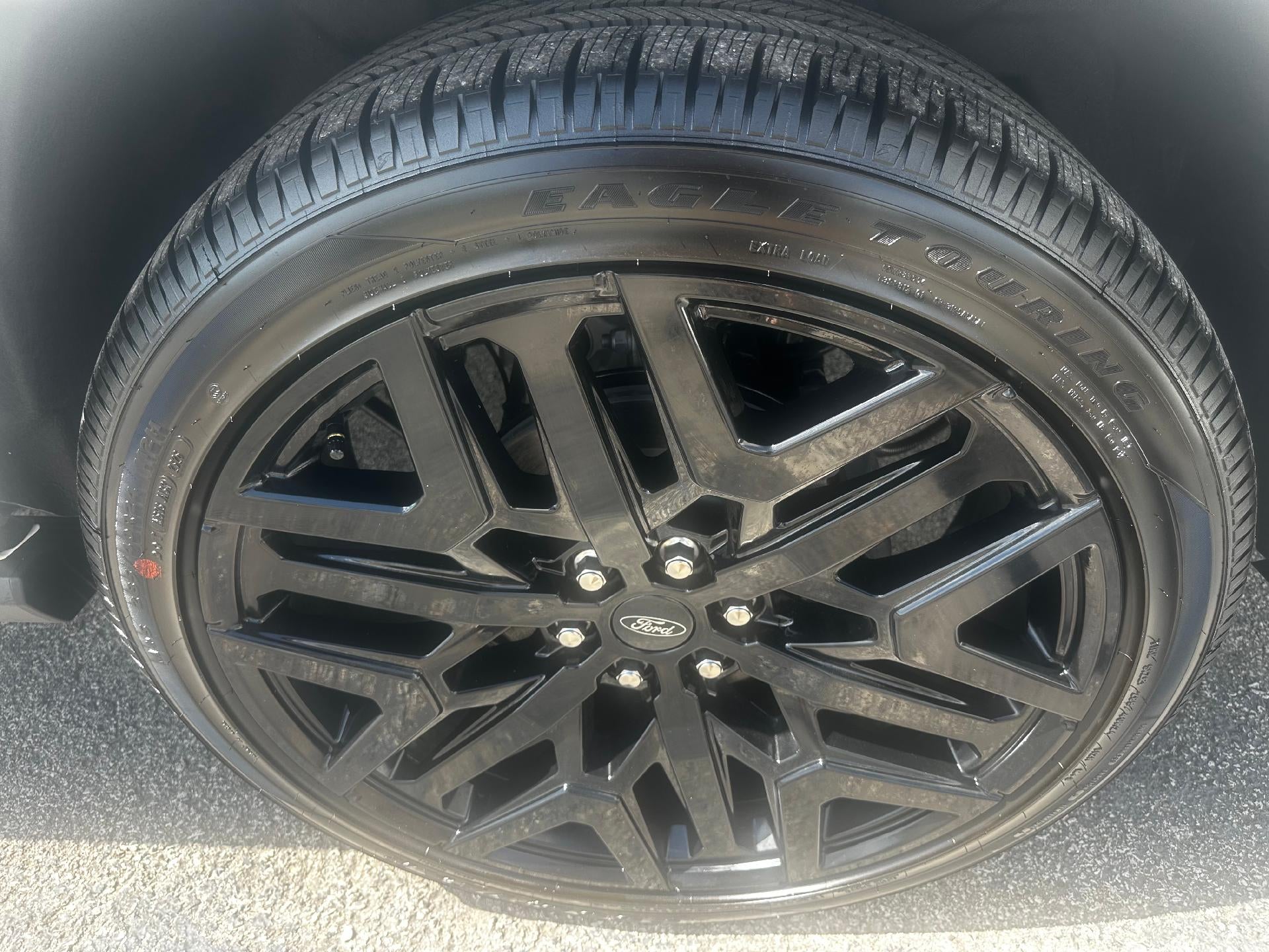 2027 Ford Expedition Max Platinum 4x4
