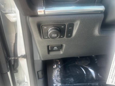 2027 Ford Expedition Max Platinum 4x4