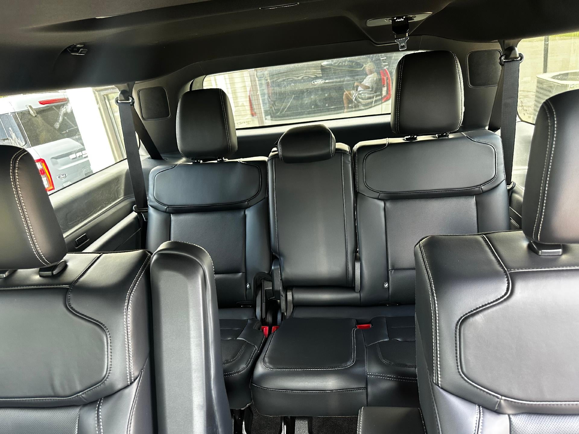 2027 Ford Expedition Max Platinum 4x4