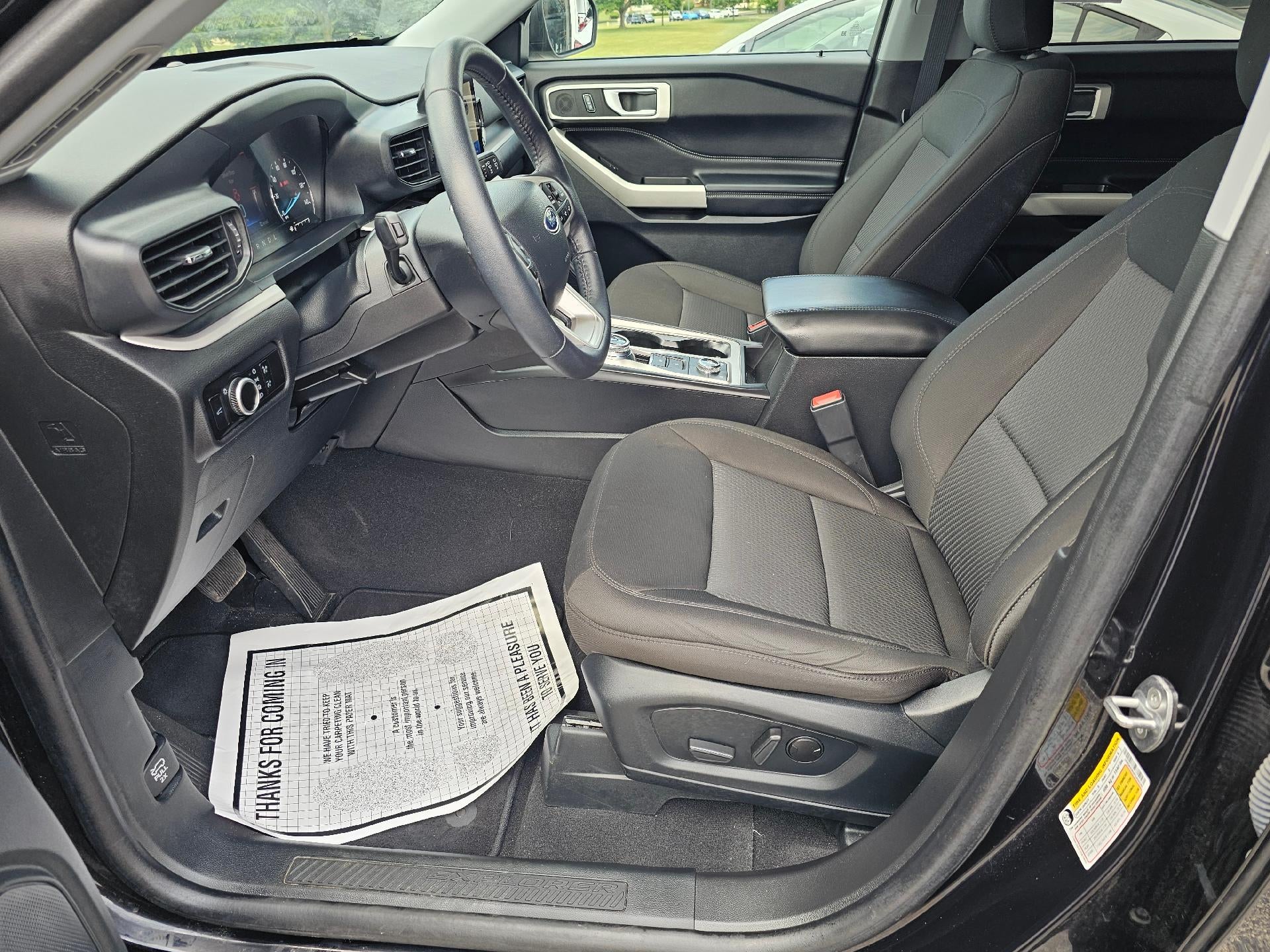 2023 Ford Explorer XLT 4WD