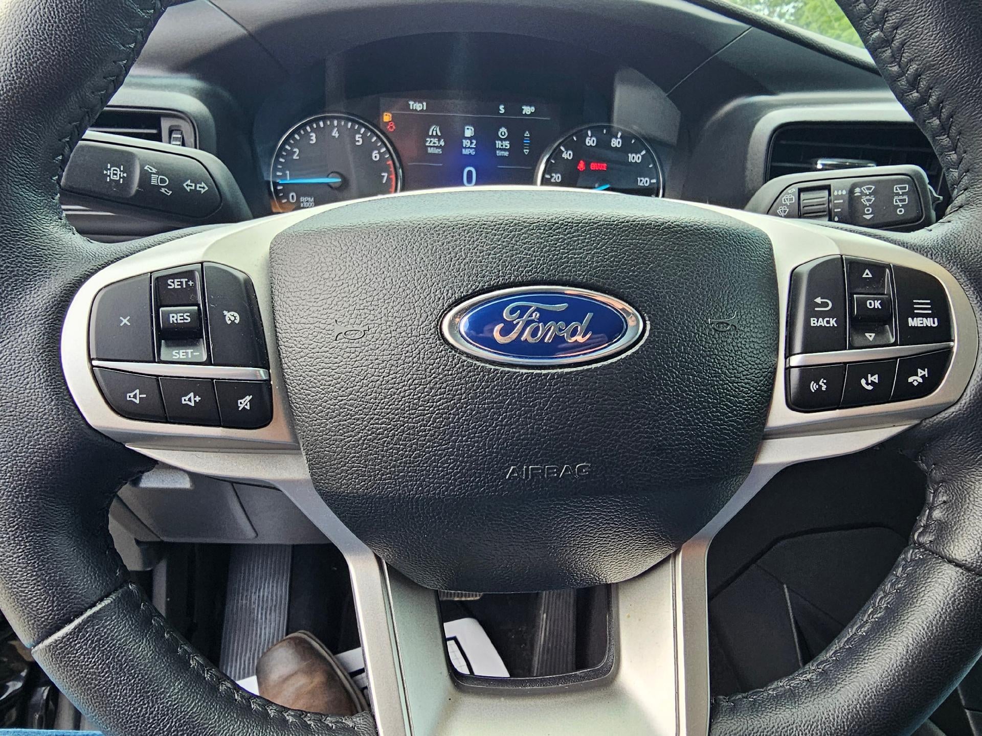 2023 Ford Explorer XLT 4WD