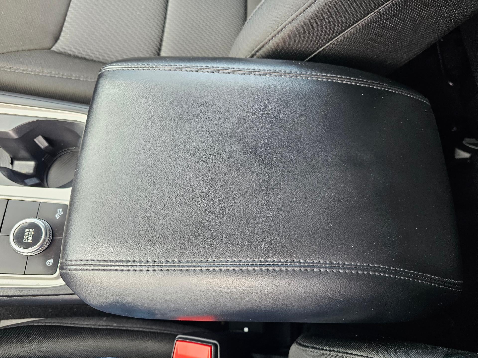 2023 Ford Explorer XLT 4WD