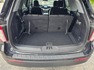 2023 Ford Explorer XLT 4WD