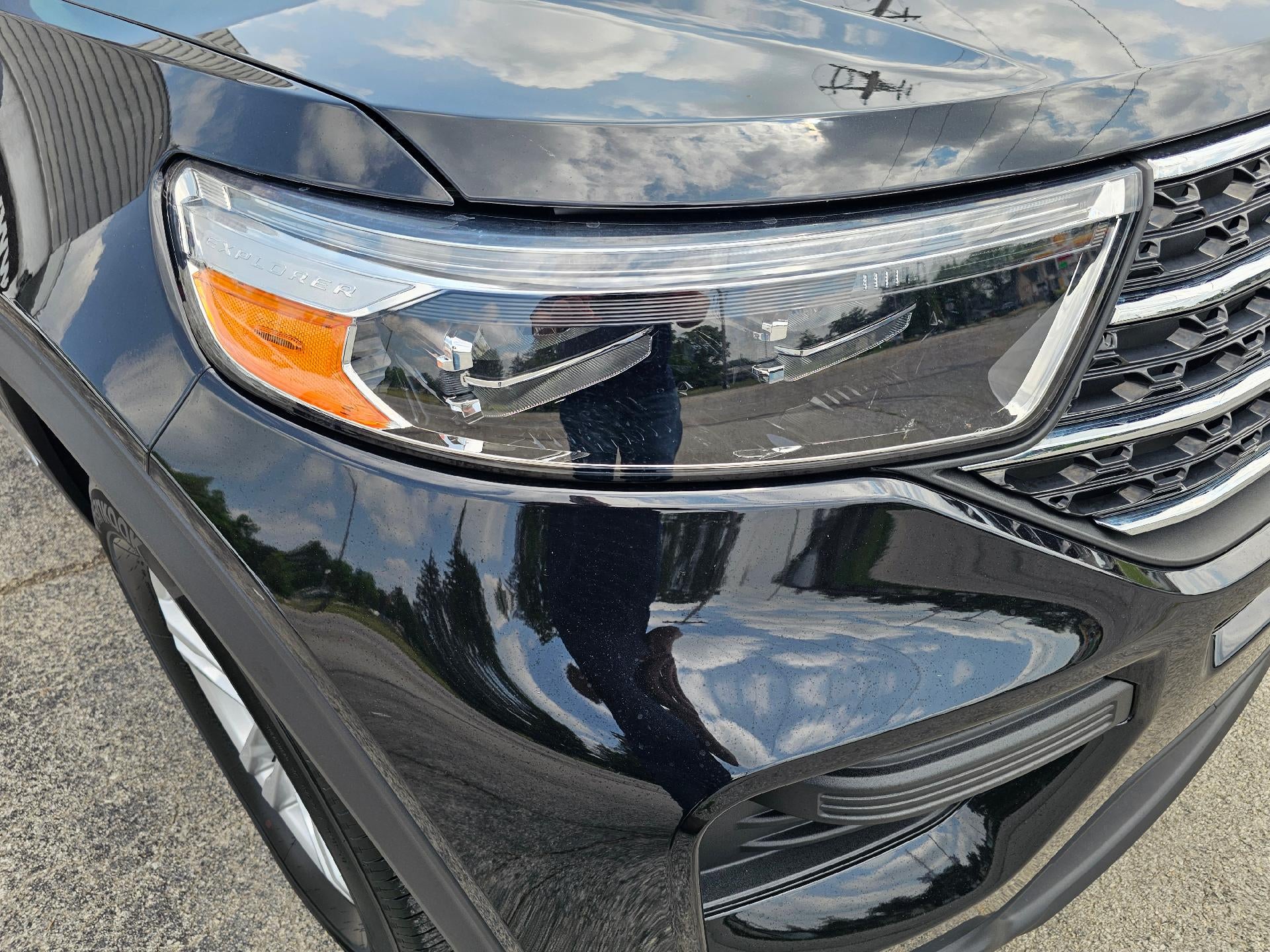 2023 Ford Explorer XLT 4WD