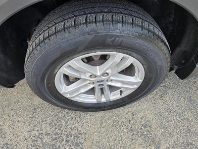 2023 Ford Explorer XLT 4WD