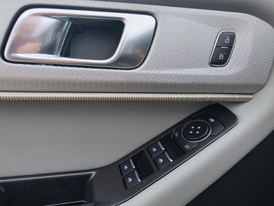 2026 Ford Explorer Active w/200A Pkg 4WD