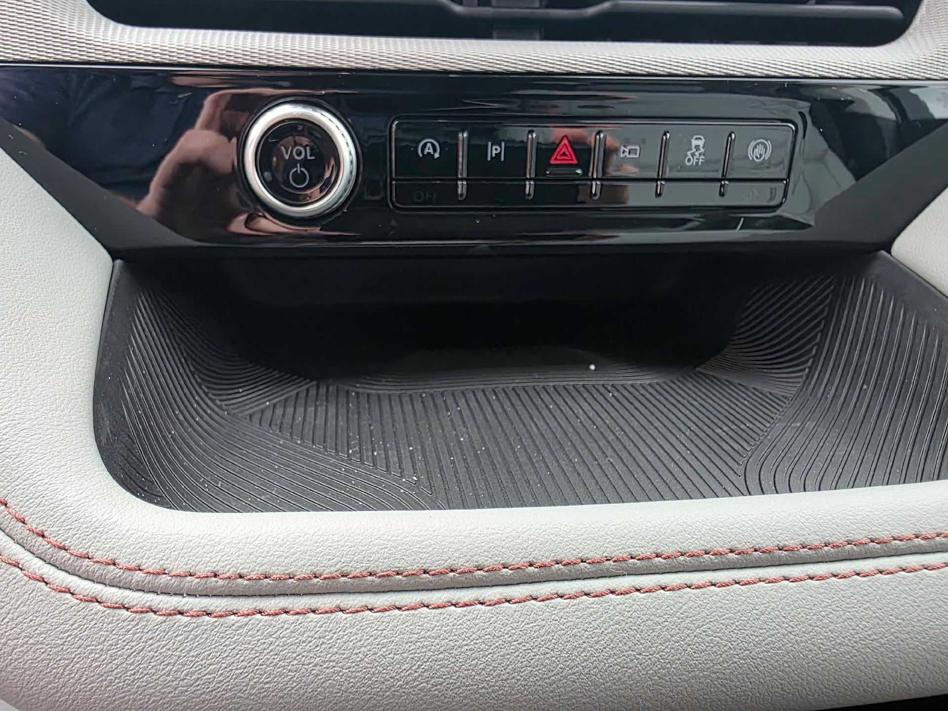 2026 Ford Explorer Active w/200A Pkg 4WD