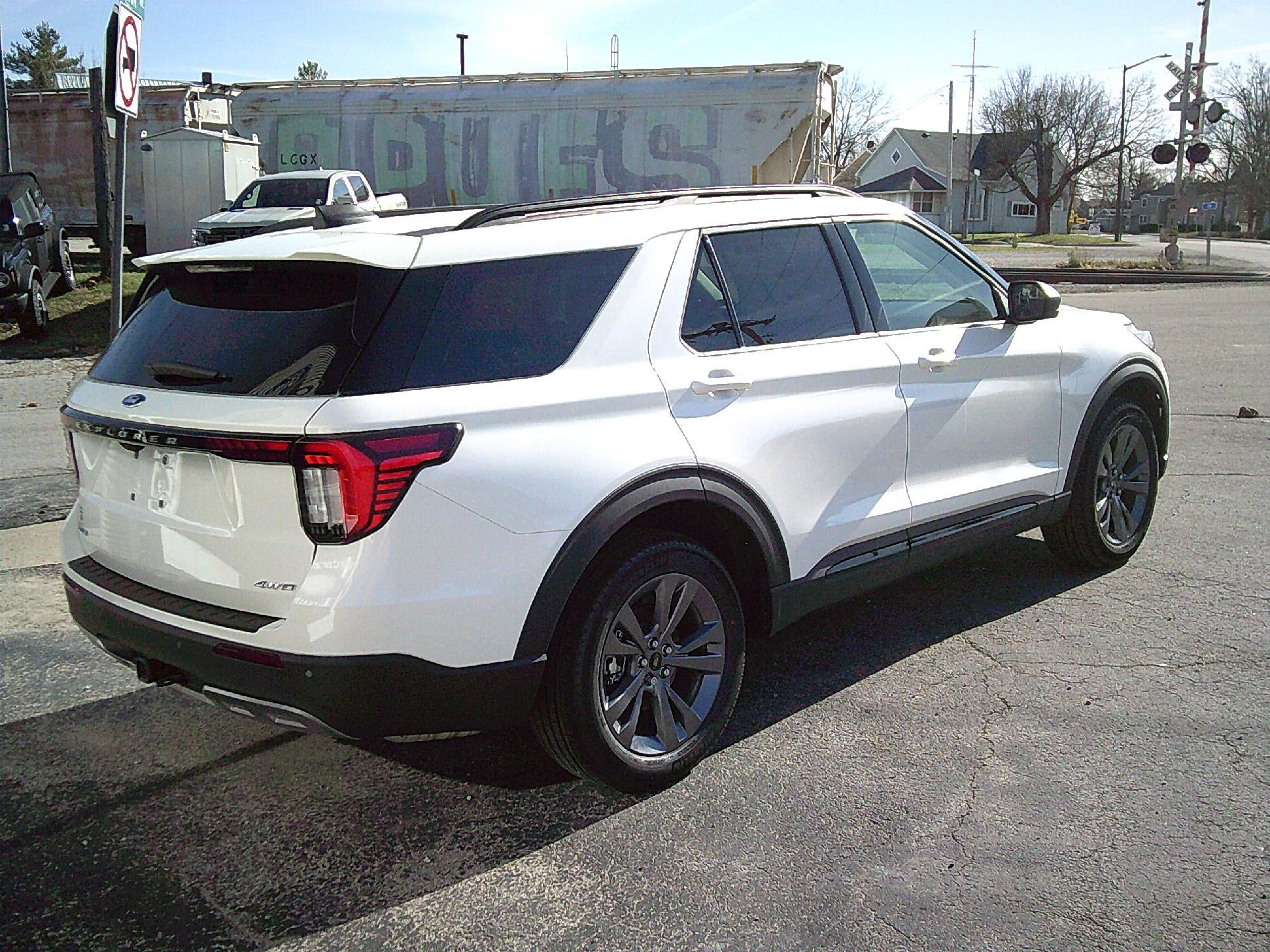 2026 Ford Explorer Active 4WD