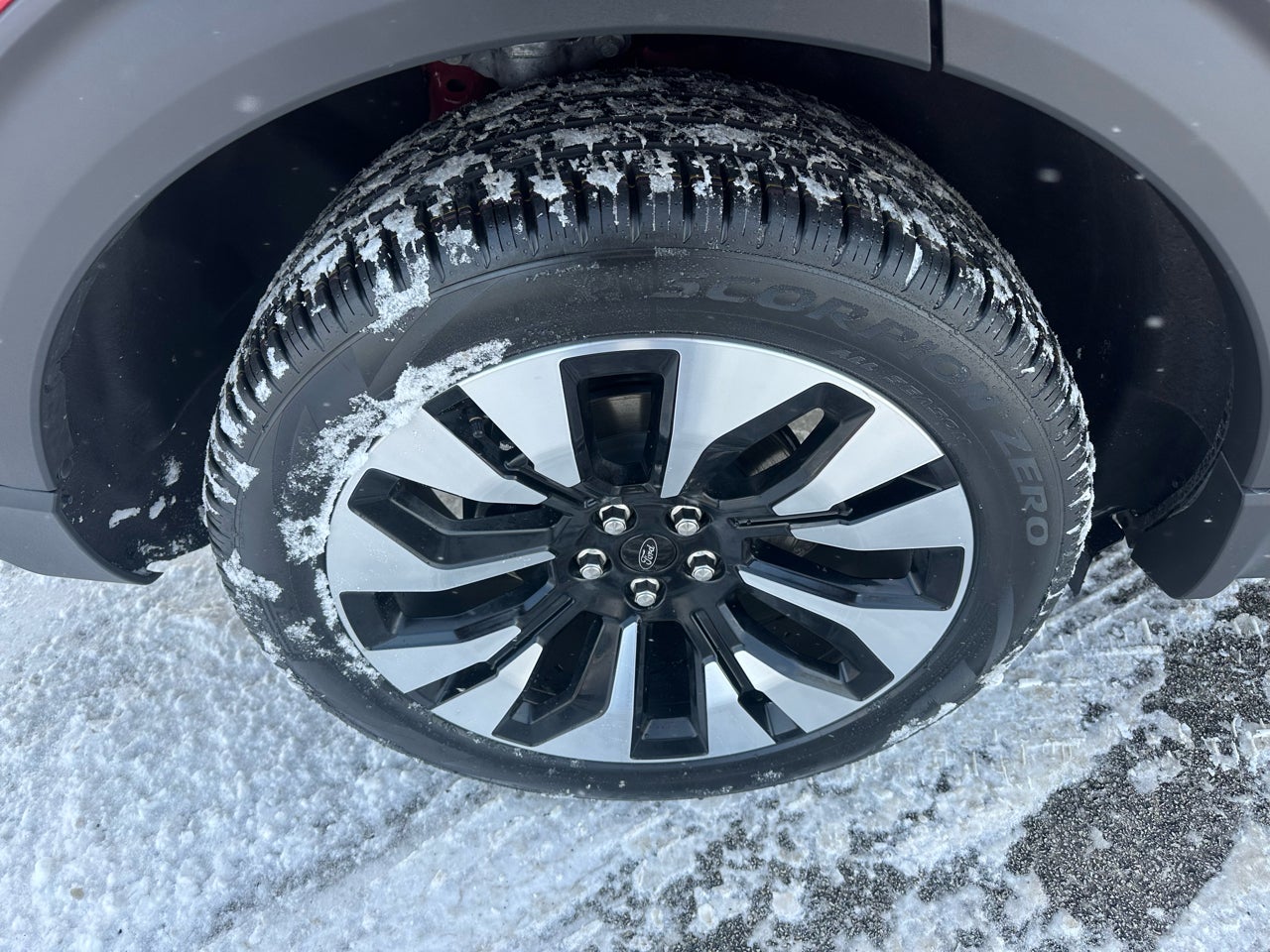 2026 Ford Explorer Platinum 4WD