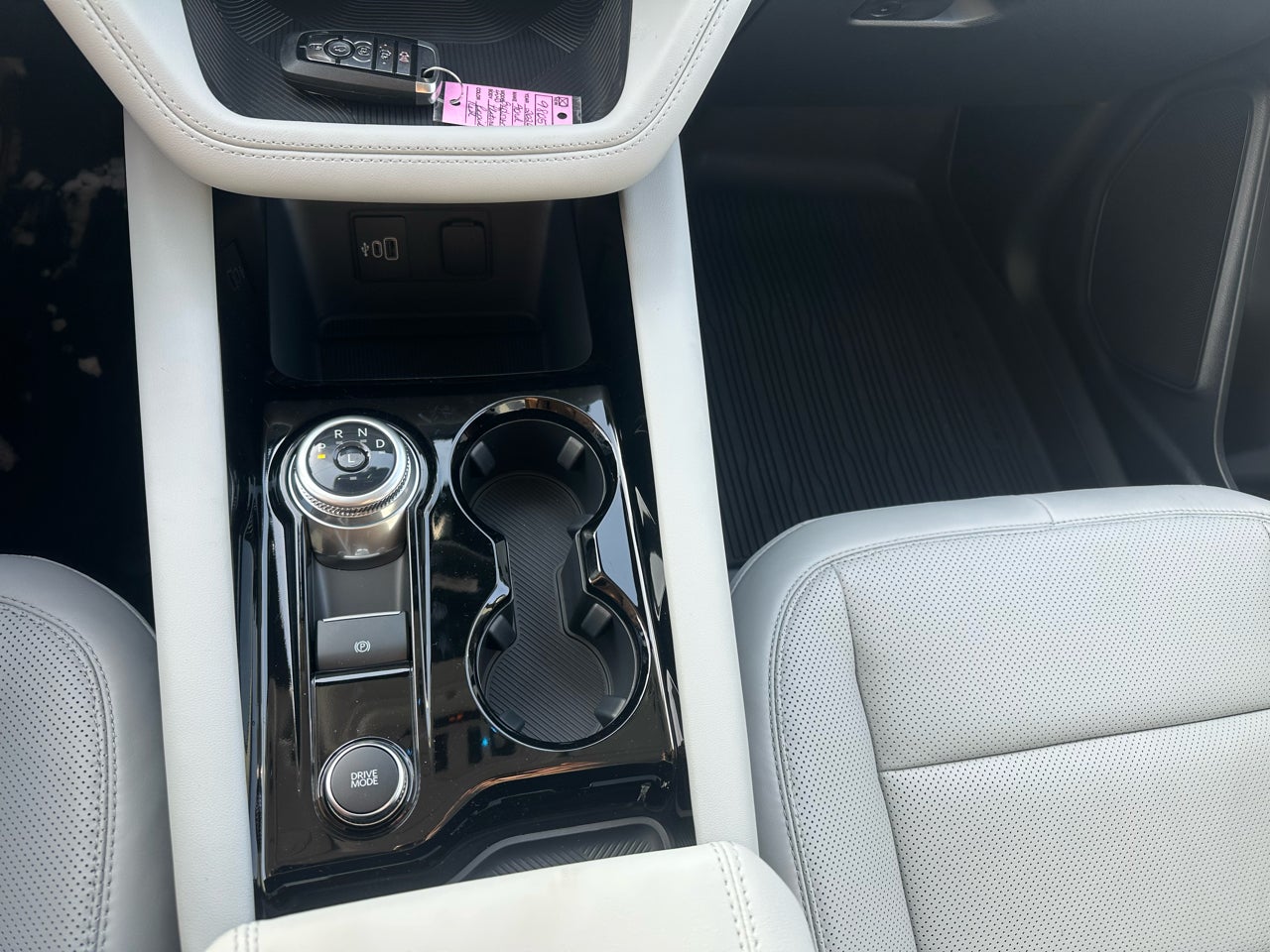 2026 Ford Explorer Platinum 4WD