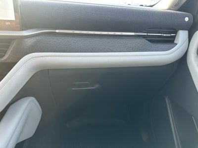 2026 Ford Explorer Platinum 4WD