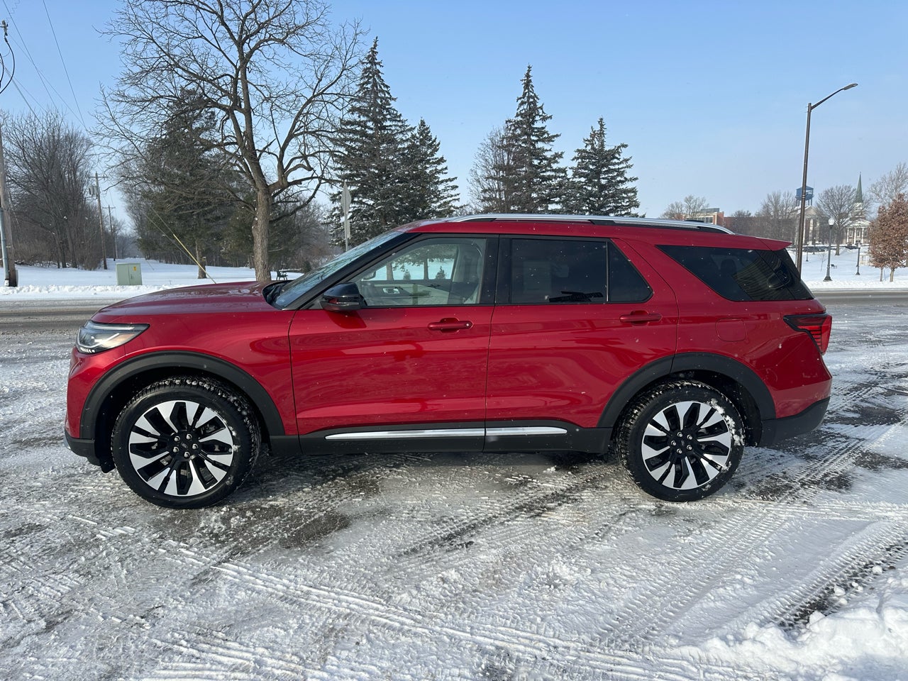 2026 Ford Explorer Platinum 4WD