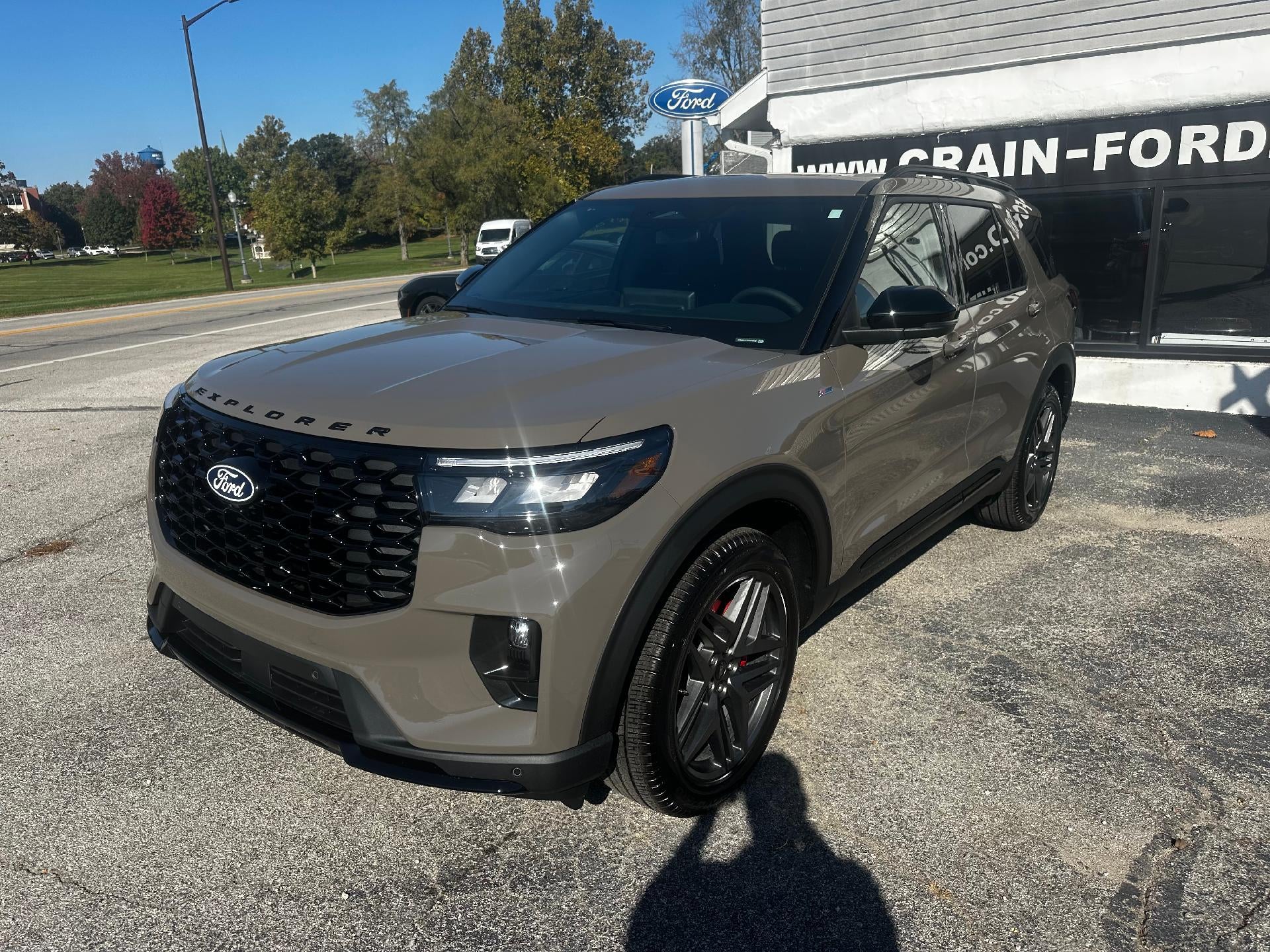 2027 Ford Explorer ST-Line 4WD