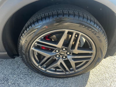2027 Ford Explorer ST-Line 4WD