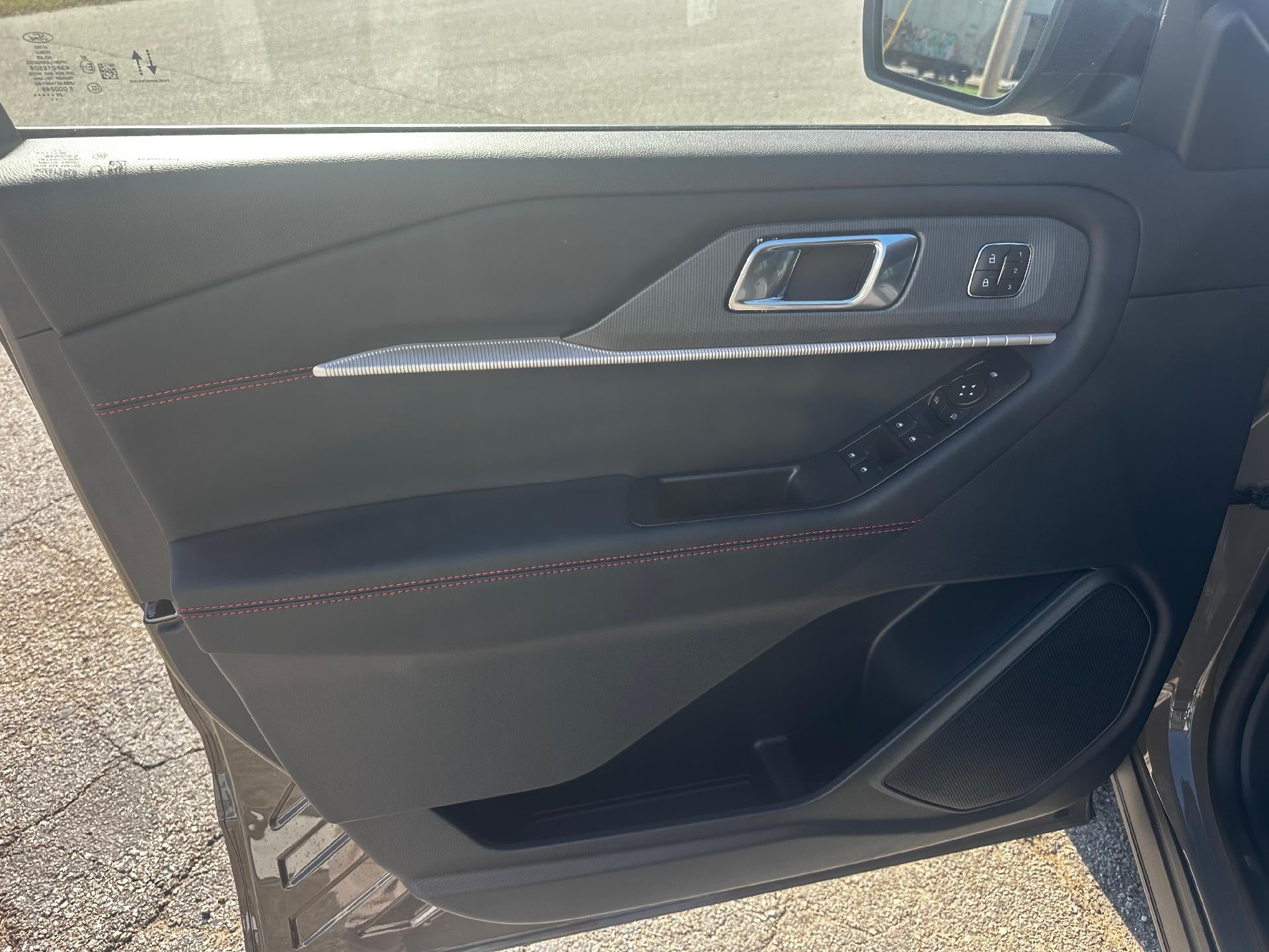 2027 Ford Explorer ST-Line 4WD
