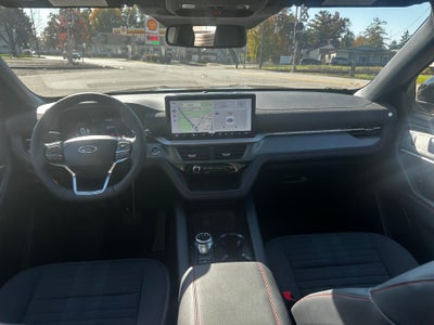 2027 Ford Explorer ST-Line 4WD
