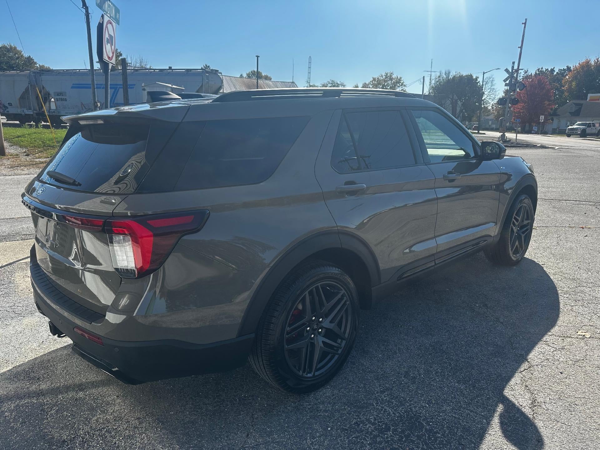 2027 Ford Explorer ST-Line 4WD
