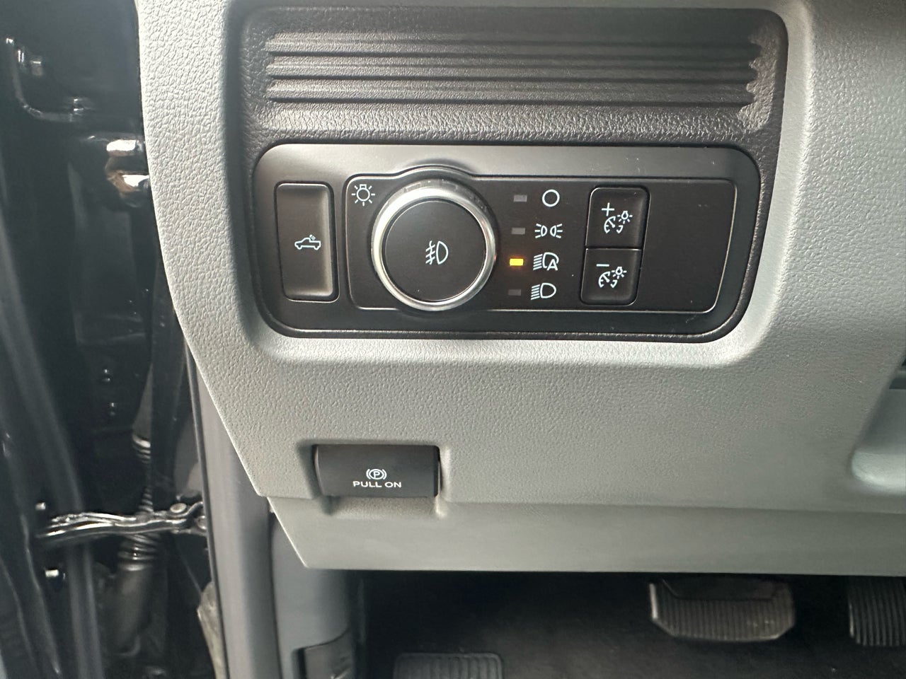 2026 Ford Super Duty F-250 SRW XL 4WD Crew Cab 8' Box