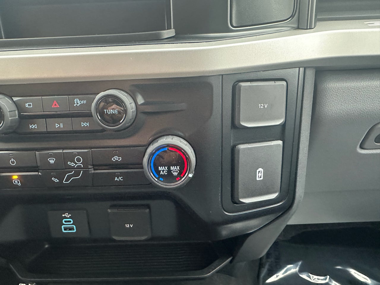 2026 Ford Super Duty F-250 SRW XL 4WD Crew Cab 8' Box