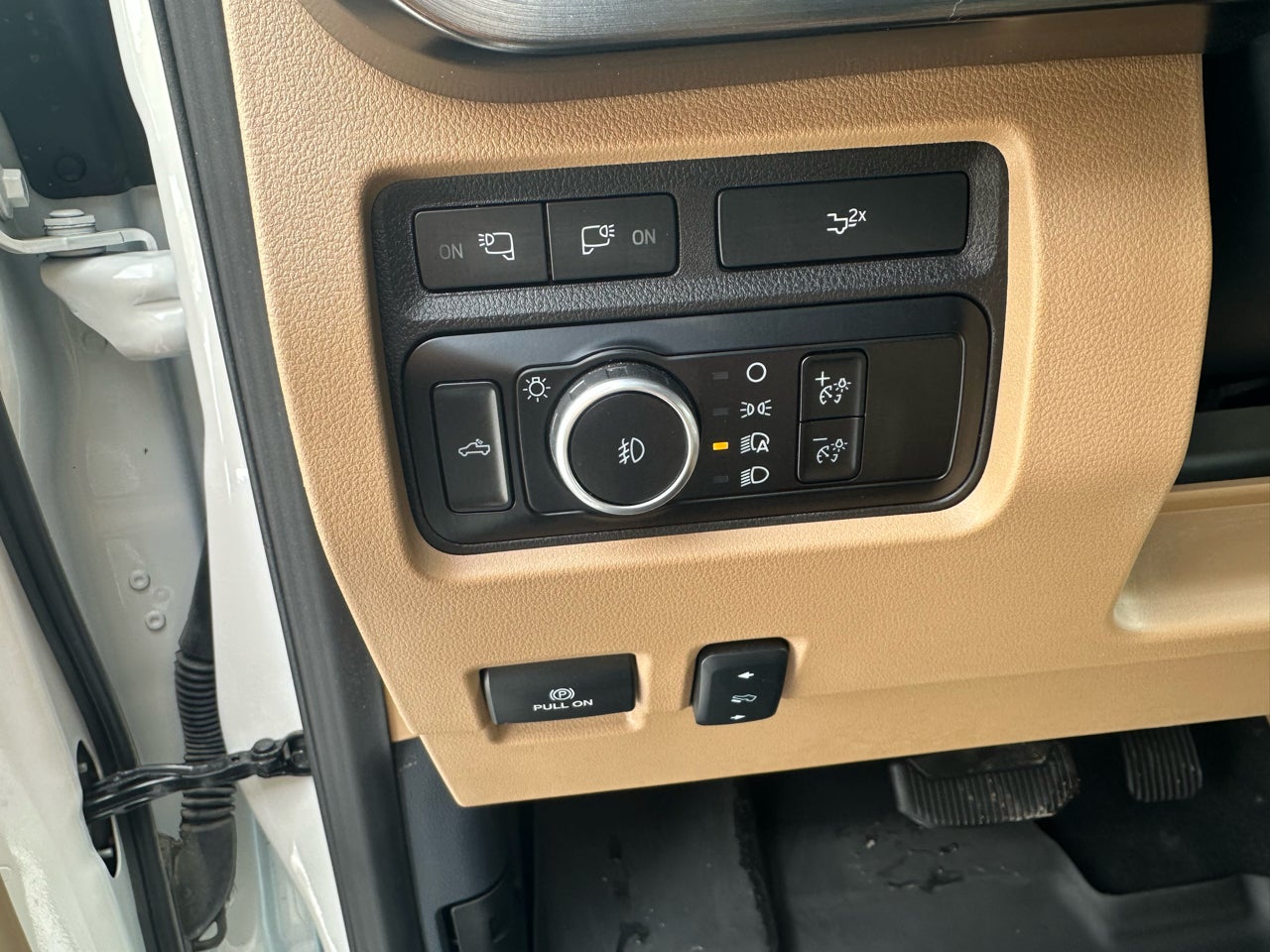 2024 Ford Super Duty F-250 SRW LARIAT 4WD Crew Cab 6.75' Box