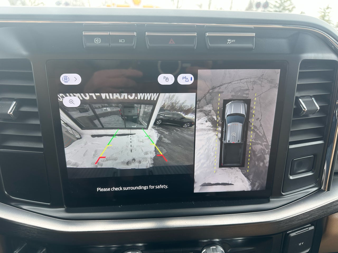 2024 Ford Super Duty F-250 SRW LARIAT 4WD Crew Cab 6.75' Box