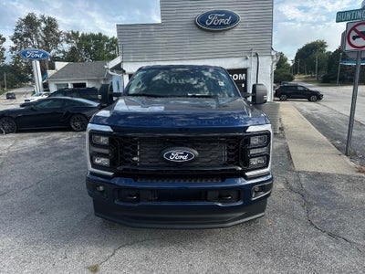 2027 Ford Super Duty F-250 SRW XLT 4WD Crew Cab 6.75' Box