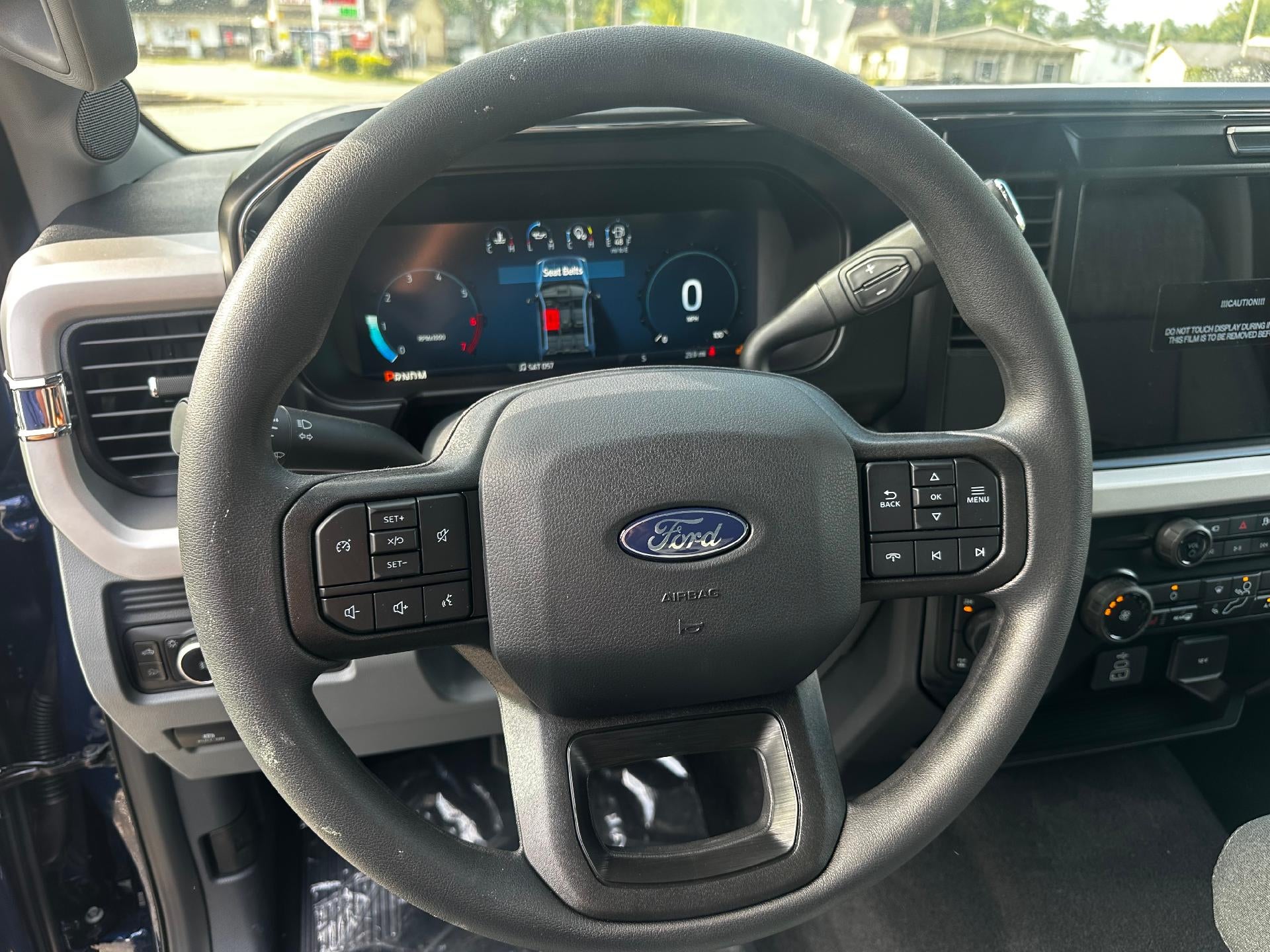 2027 Ford Super Duty F-250 SRW XLT 4WD Crew Cab 6.75' Box