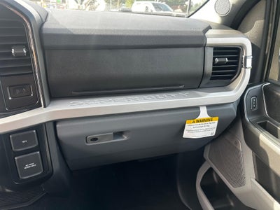 2027 Ford Super Duty F-250 SRW XLT 4WD Crew Cab 6.75' Box