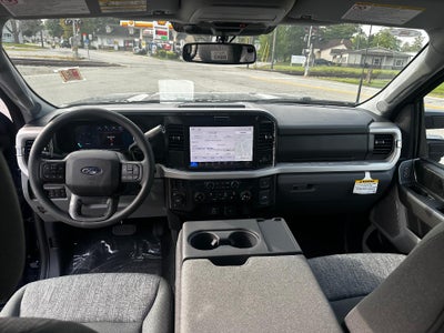 2027 Ford Super Duty F-250 SRW XLT 4WD Crew Cab 6.75' Box