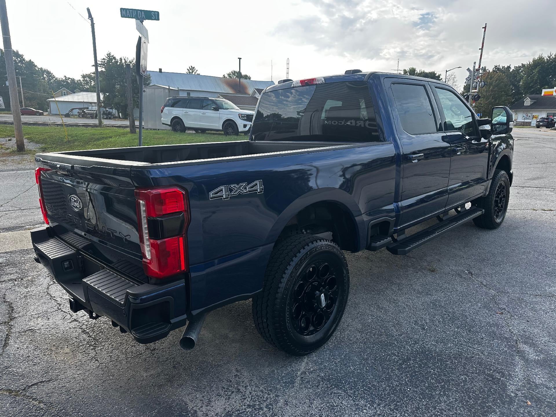 2027 Ford Super Duty F-250 SRW XLT 4WD Crew Cab 6.75' Box