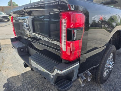 2026 Ford Super Duty F-350 SRW LARIAT 4WD Crew Cab 8' Box