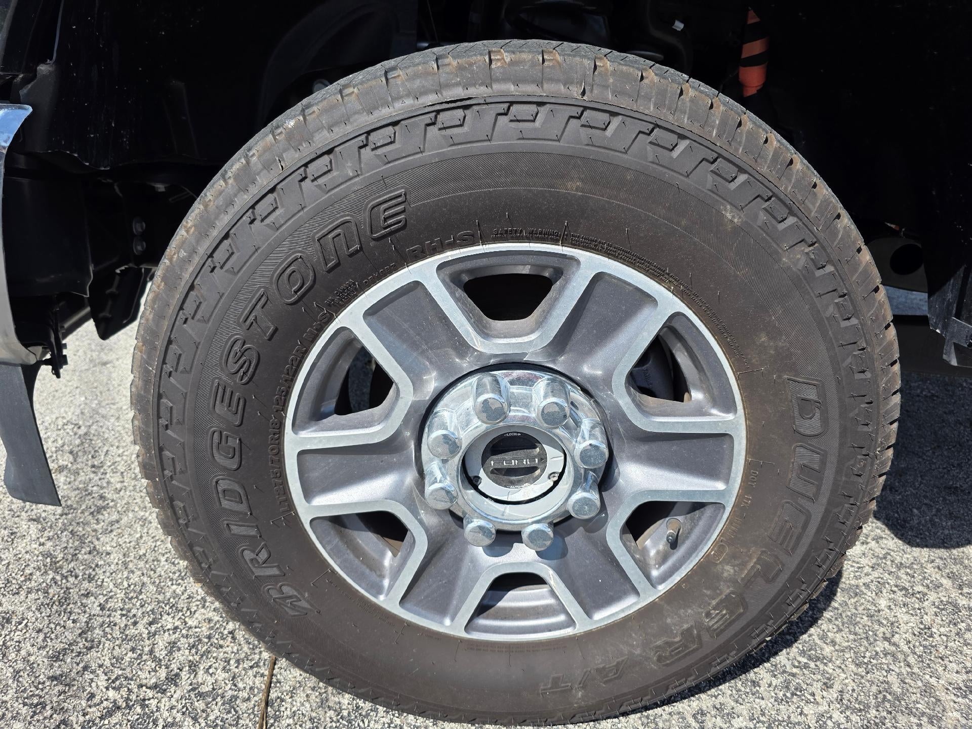2026 Ford Super Duty F-350 SRW LARIAT 4WD Crew Cab 8' Box