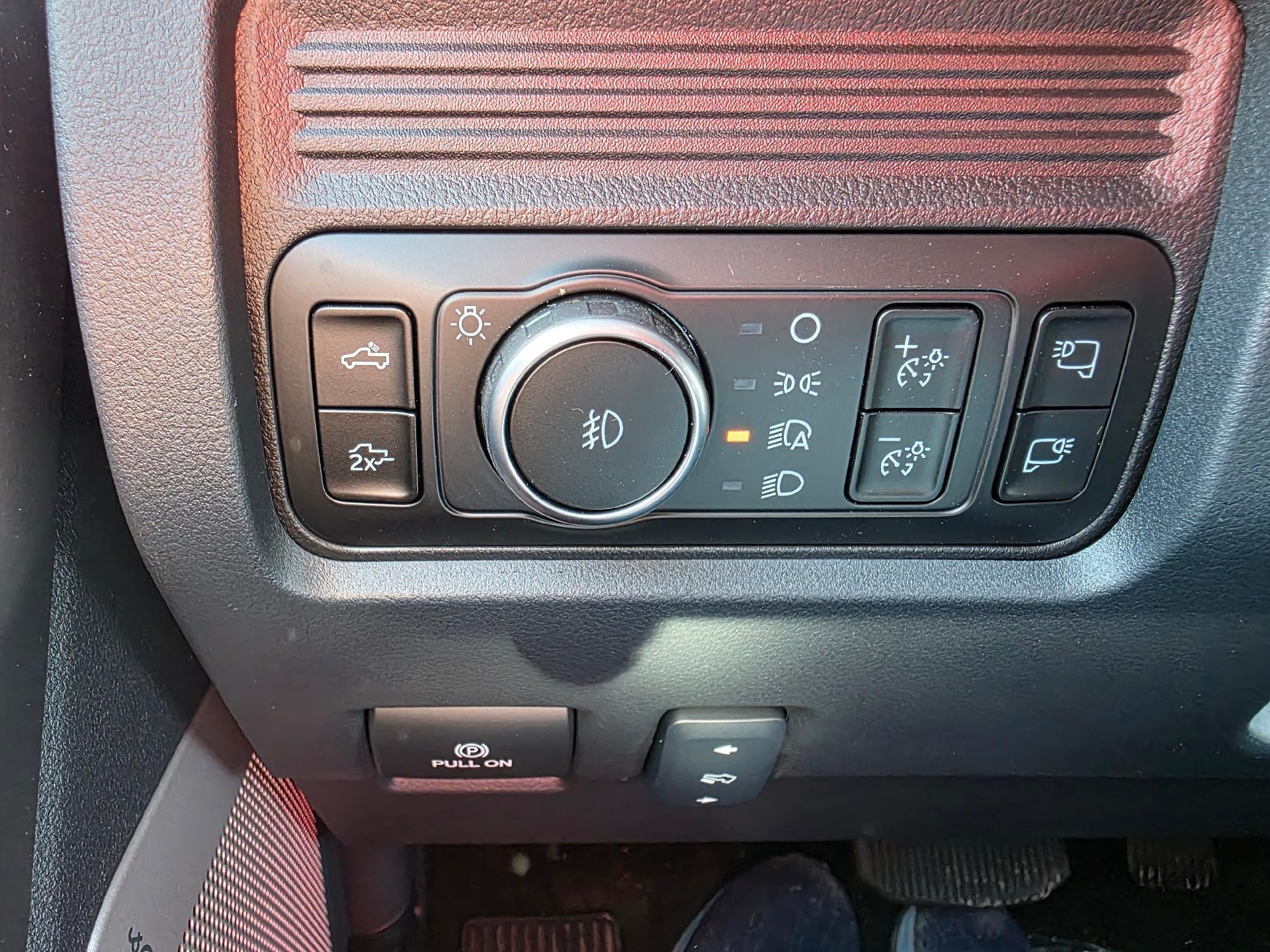2026 Ford Super Duty F-350 SRW LARIAT 4WD Crew Cab 8' Box