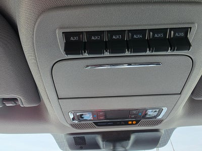 2026 Ford Super Duty F-350 SRW LARIAT 4WD Crew Cab 8' Box