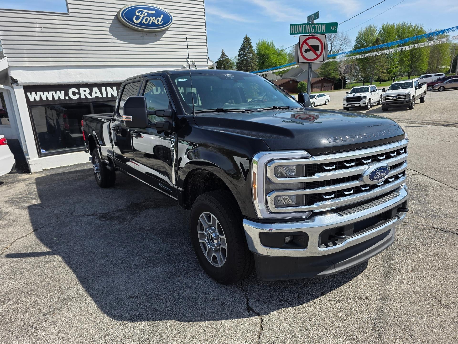 2026 Ford Super Duty F-350 SRW LARIAT 4WD Crew Cab 8' Box