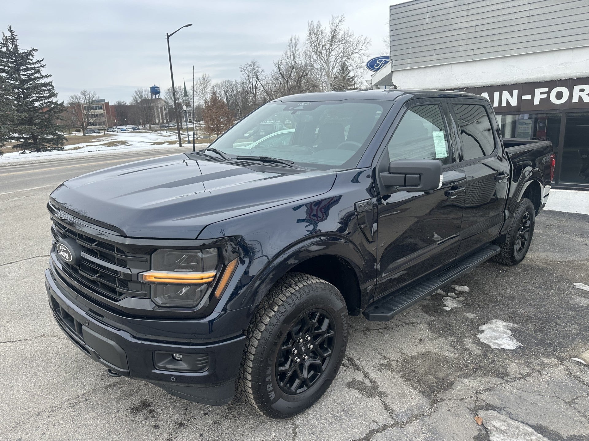 2026 Ford F-150 XLT 4WD SuperCrew 5.5' Box