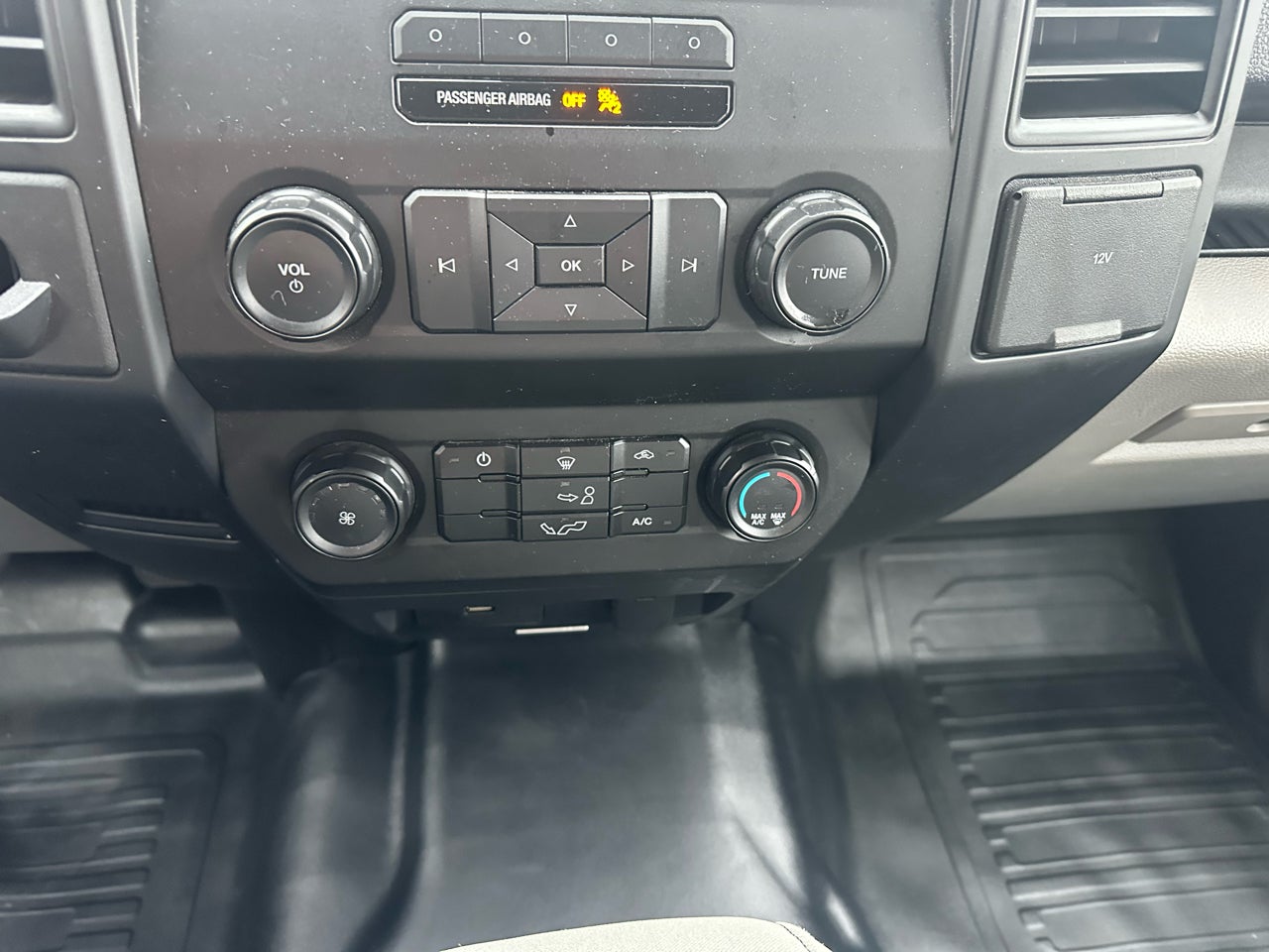 2017 Ford F-150 XL 2WD SuperCab 6.5' Box