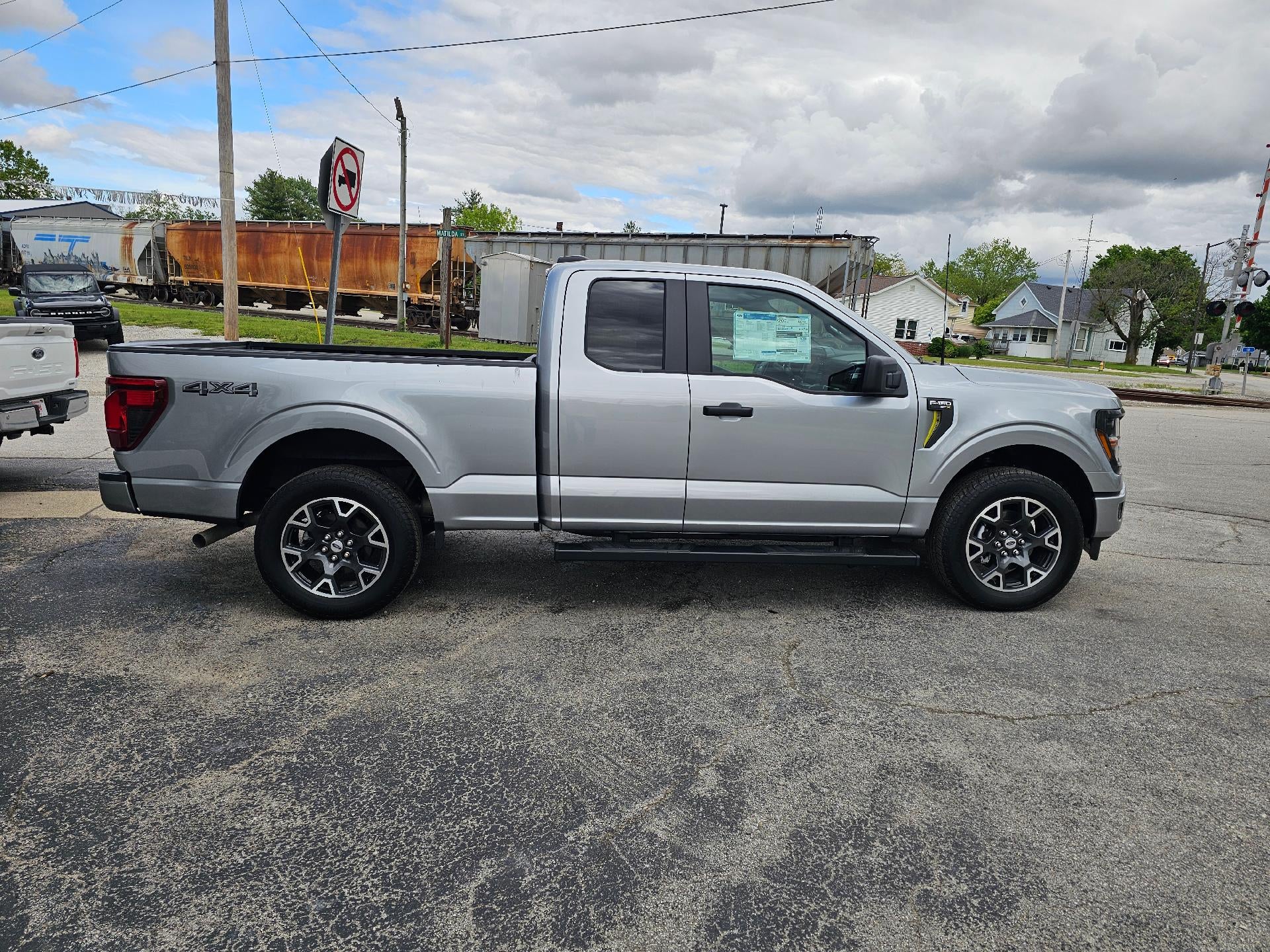 2025 Ford F-150 STX 4WD SuperCab 6.5' Box
