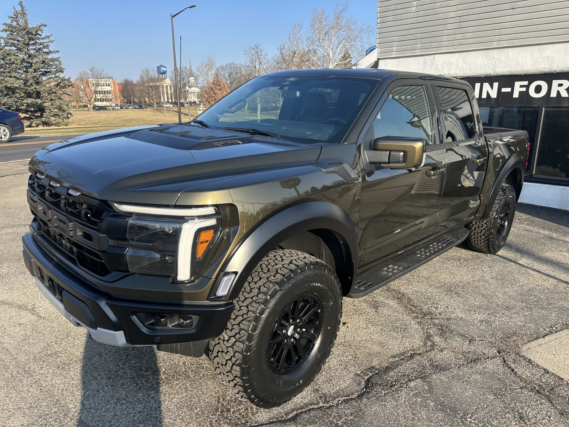 2026 Ford F-150 Raptor 4WD SuperCrew 5.5' Box