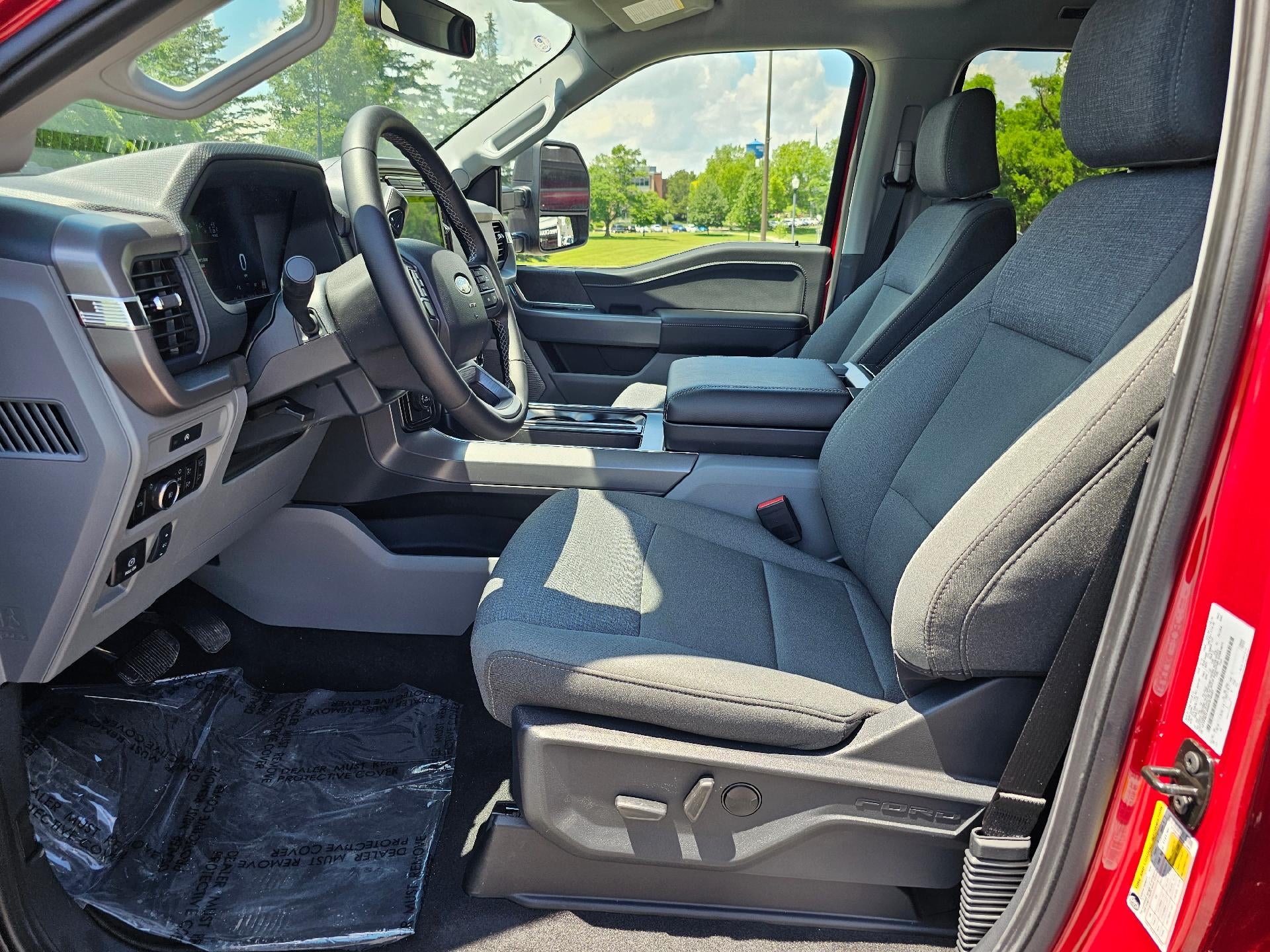 2025 Ford F-150 XLT 4WD SuperCrew 5.5' Box