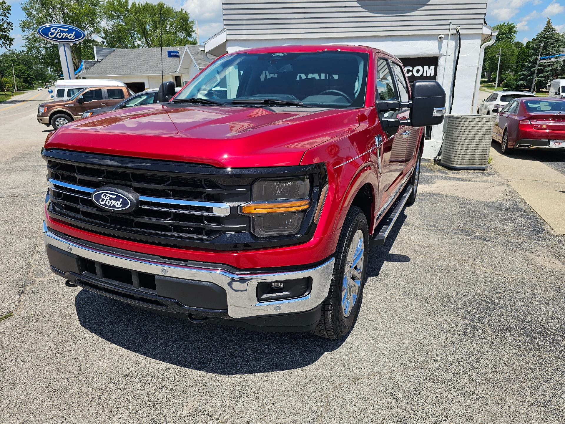 2025 Ford F-150 XLT 4WD SuperCrew 5.5' Box