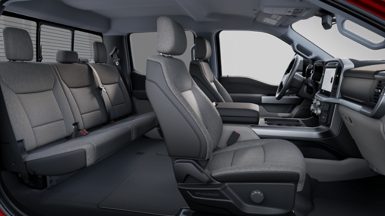 2025 Ford F-150 XLT 4WD SuperCrew 5.5' Box