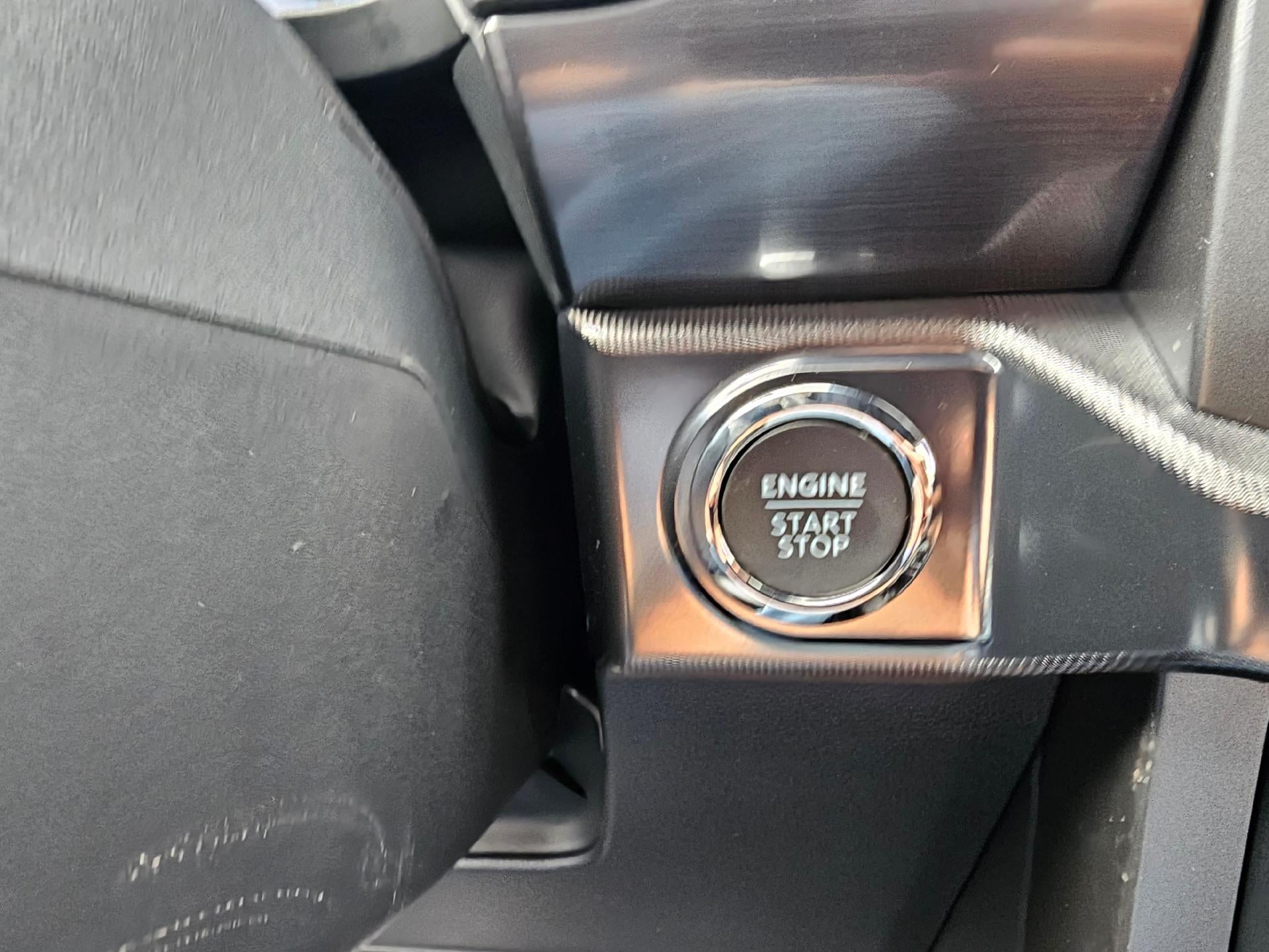 2025 Ford F-150 LARIAT 4WD SuperCrew 5.5' Box