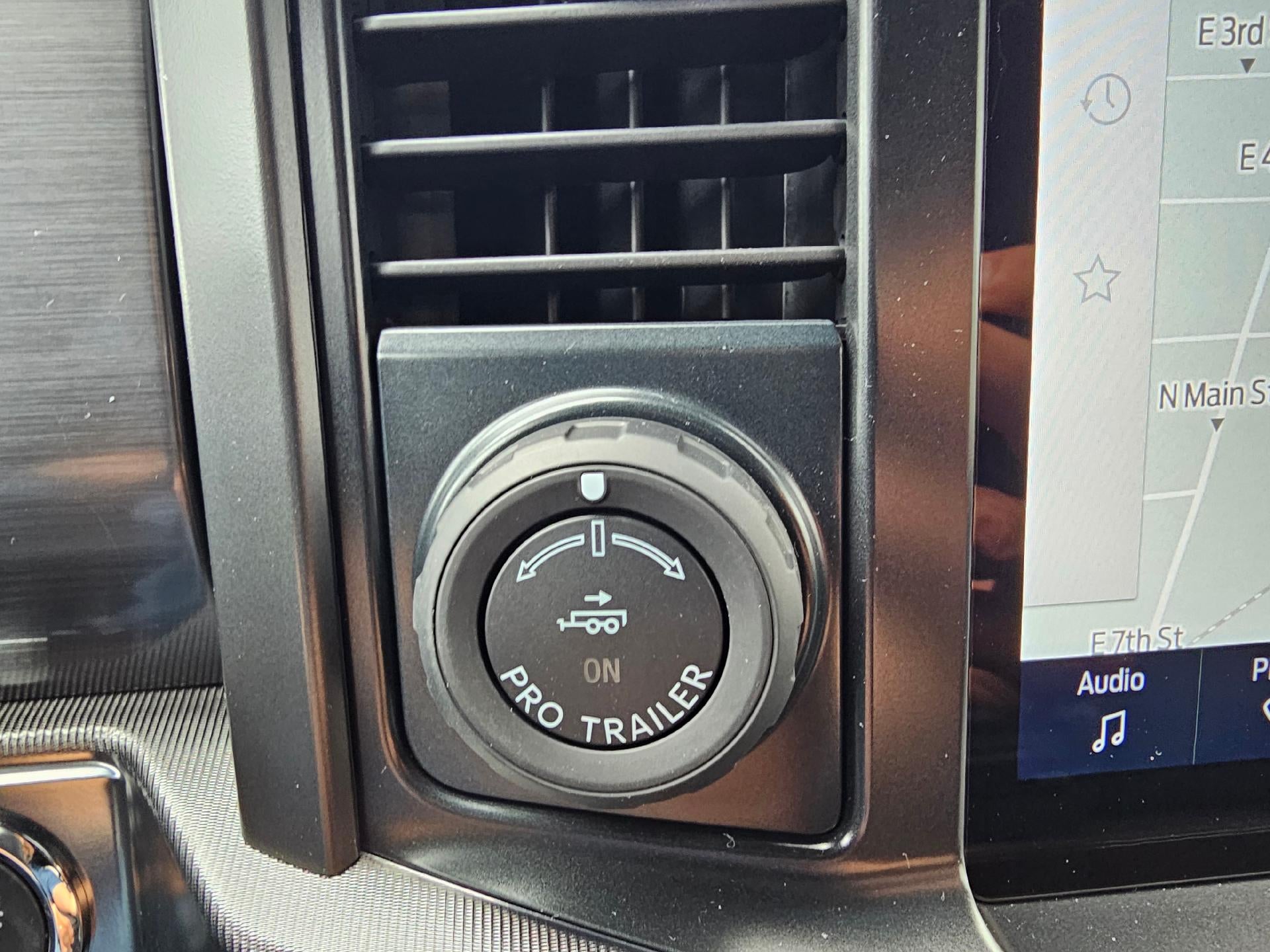 2025 Ford F-150 LARIAT 4WD SuperCrew 5.5' Box