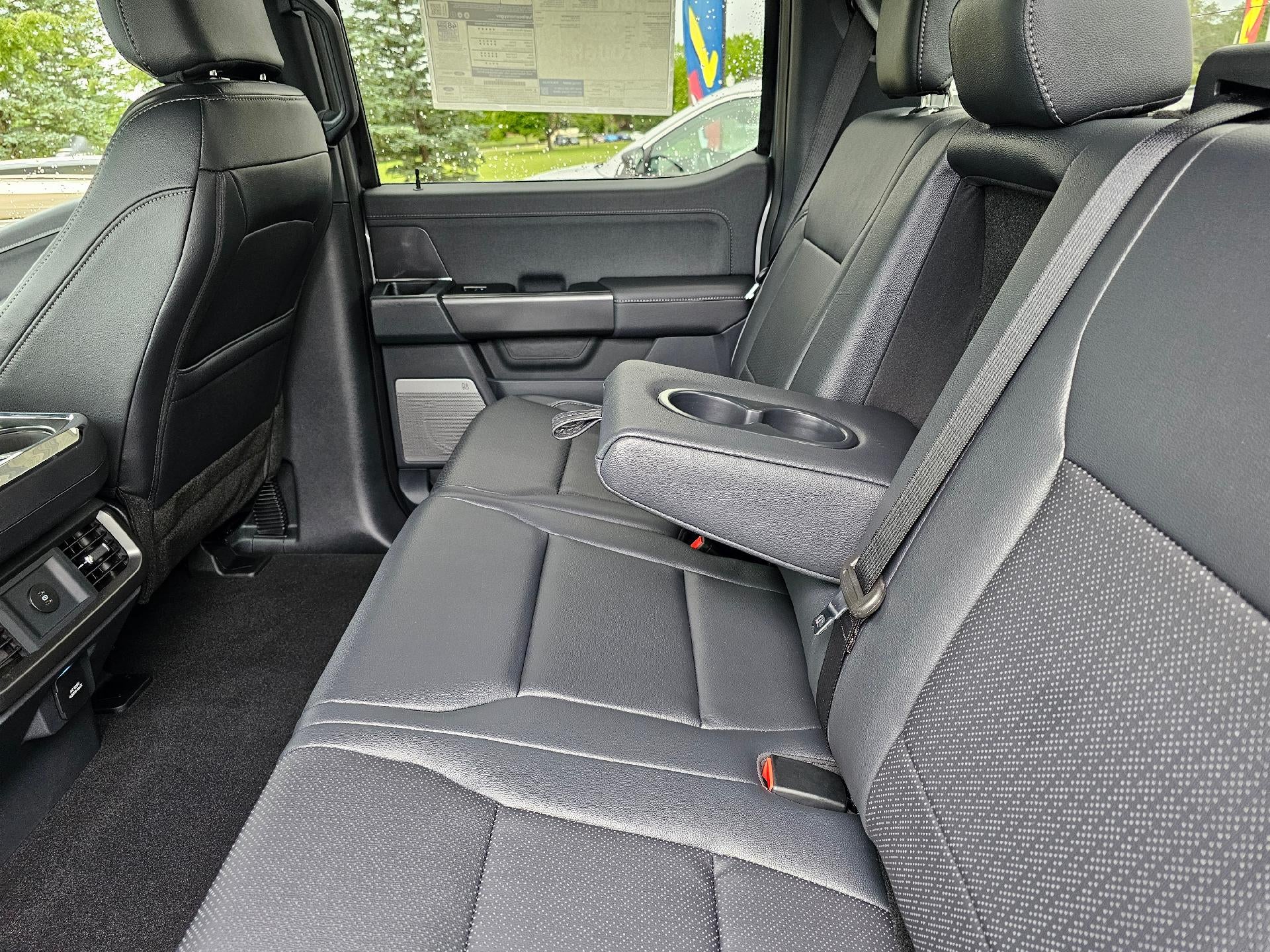 2025 Ford F-150 LARIAT 4WD SuperCrew 5.5' Box