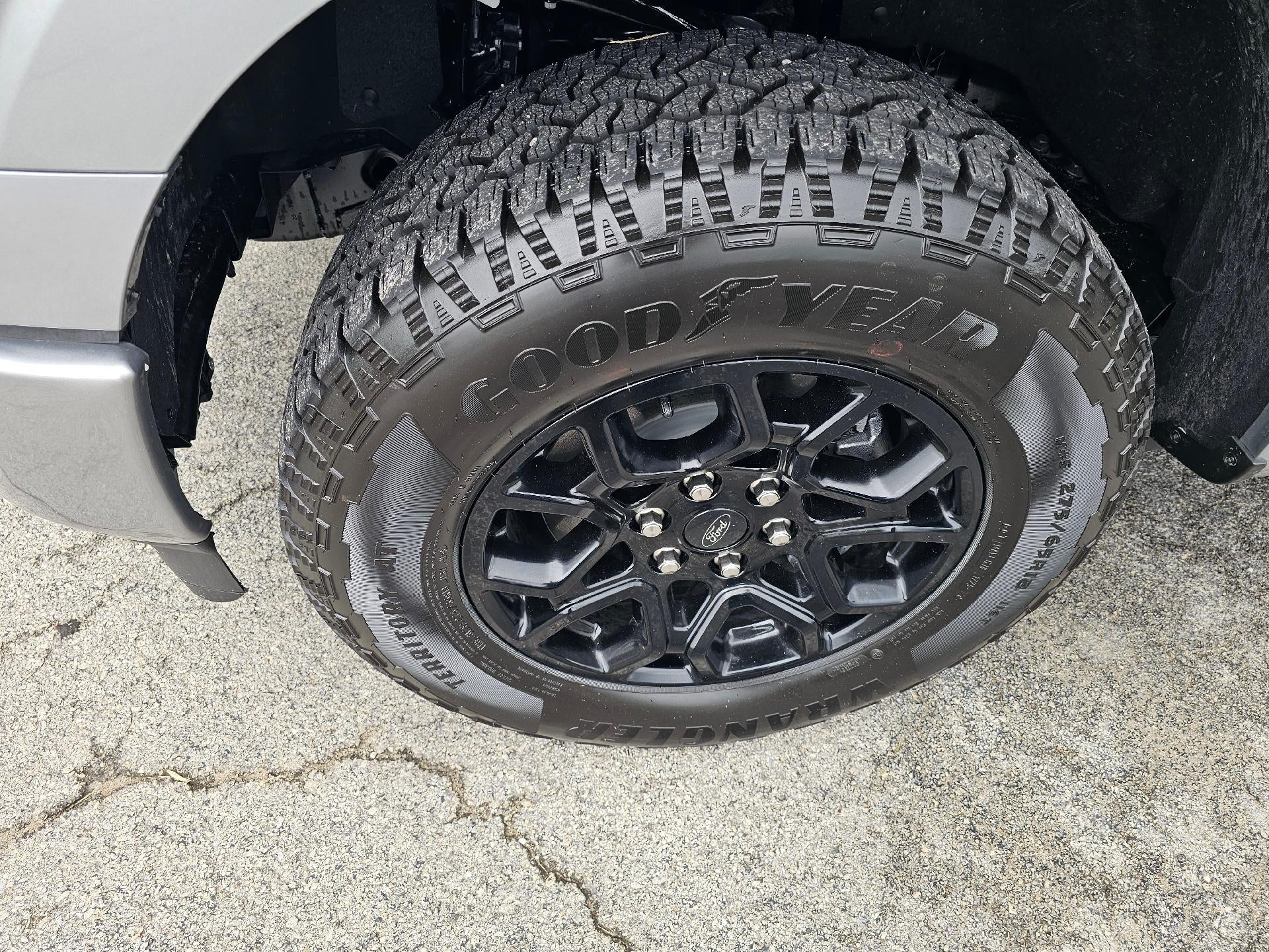 2025 Ford F-150 LARIAT 4WD SuperCrew 5.5' Box