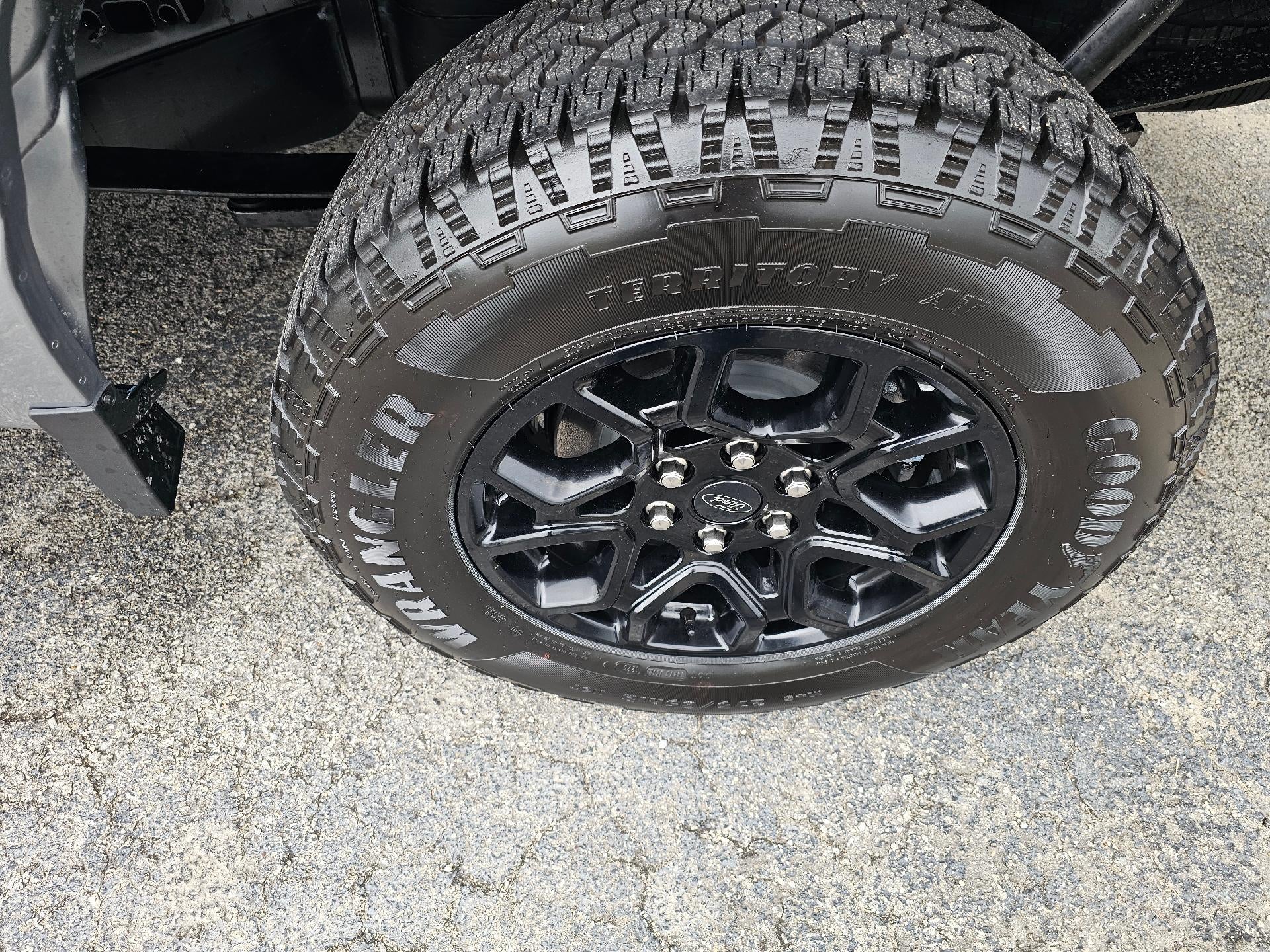 2025 Ford F-150 LARIAT 4WD SuperCrew 5.5' Box