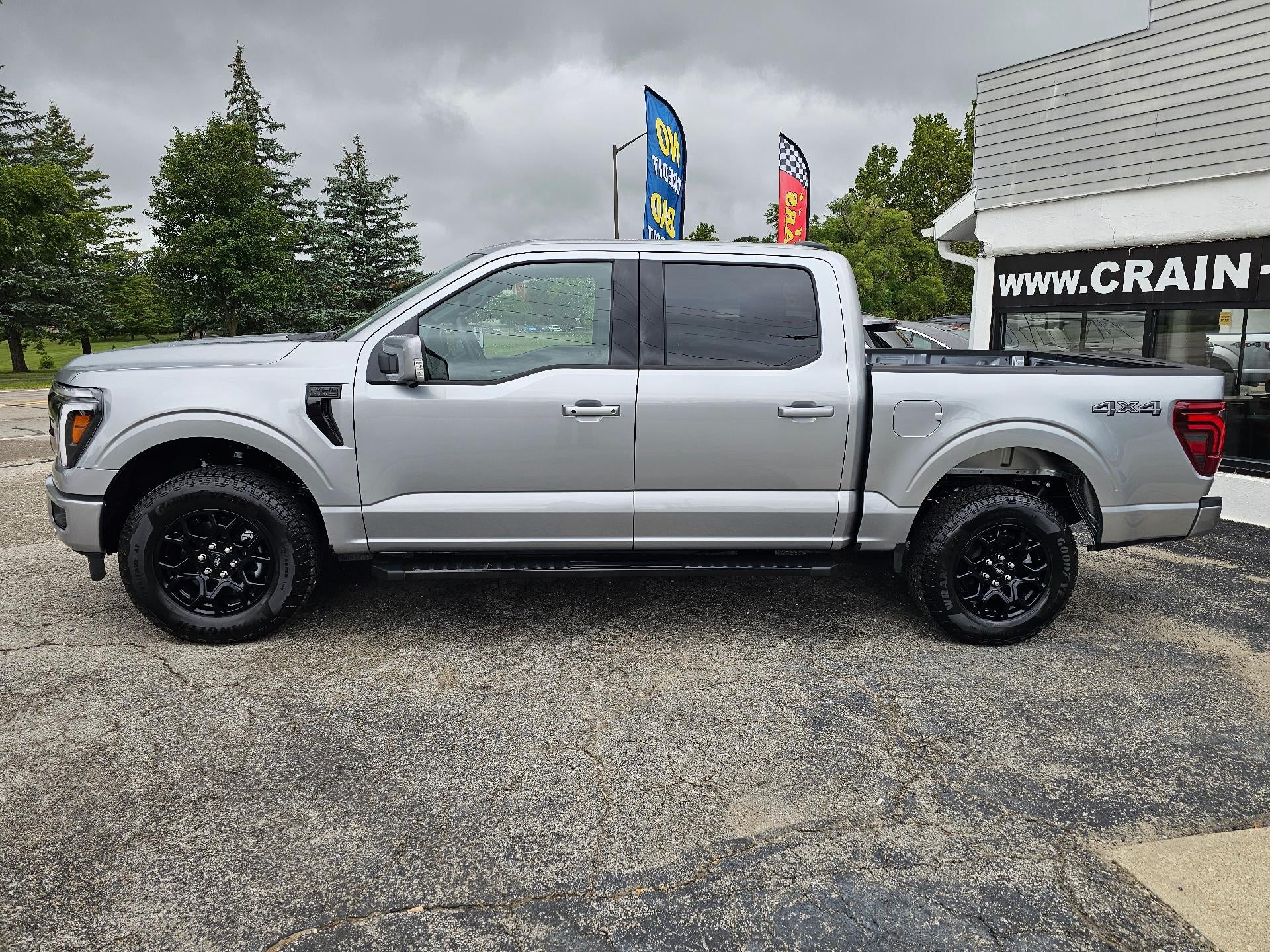 2025 Ford F-150 LARIAT 4WD SuperCrew 5.5' Box